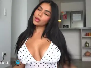 Offline canelasungirl on Chaturbate