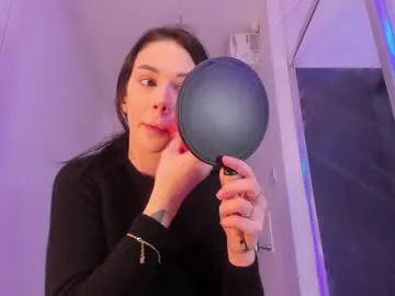 Offline hotfallingdevil on Chaturbate