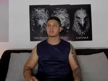 Offline johansmith__ on Chaturbate