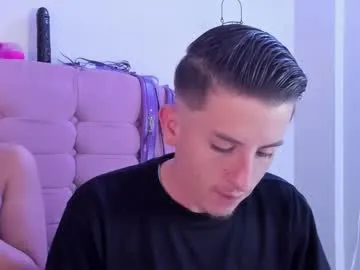 Offline kitty_matias_ls on Chaturbate