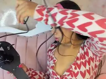 Offline sofia_fantasyy on Chaturbate