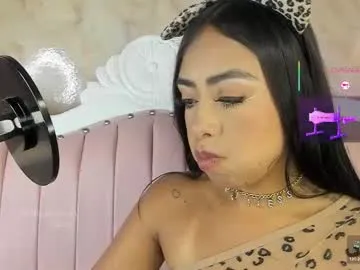 Offline sofia_fantasyy on Chaturbate