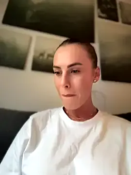 Offline _JessyRey_ on StripChat