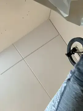 Offline Amanda_Norsk on StripChat