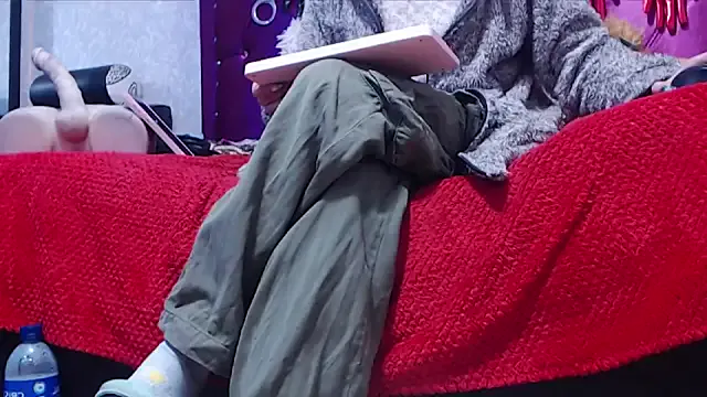 Offline AyshaScott on StripChat