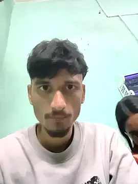 Offline couplegk71 on StripChat