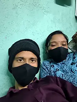 Offline couplegk71 on StripChat