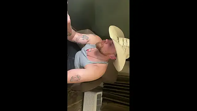 Offline Cowboypapi on StripChat