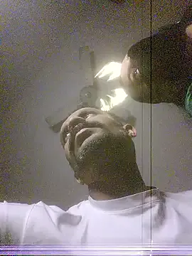 Offline Crazysexycouple00 on StripChat