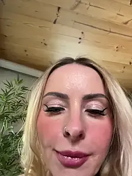 Offline EmaSalis on StripChat