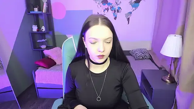 Offline Emily_tender on StripChat