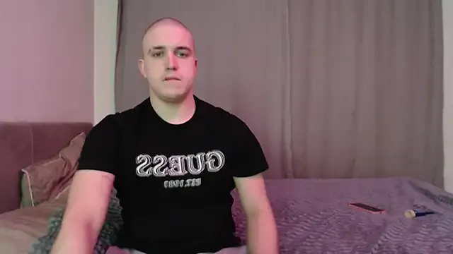 Offline Eva_Alex_ on StripChat