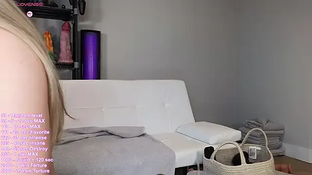 Offline hayleex_x on StripChat