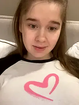 Offline HornyGirlH on StripChat