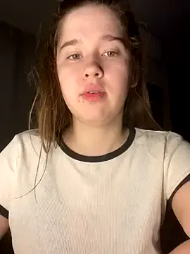 Offline HornyGirlH on StripChat