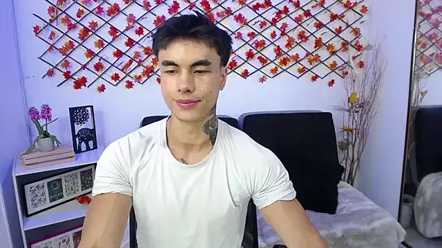 Offline IanWest_ on StripChat