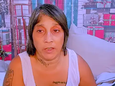 Offline indianroxy on StripChat