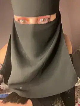 Offline Jumanaa on StripChat