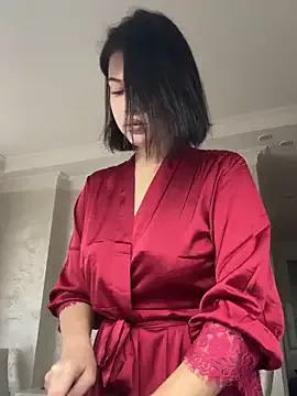 Offline KikiWatson on StripChat