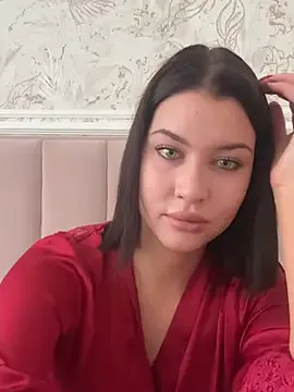 Offline KikiWatson on StripChat