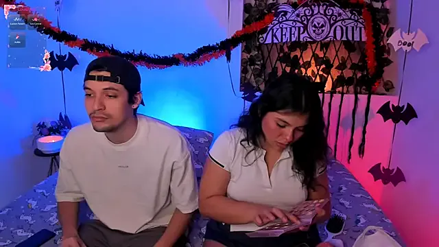 Offline kylietimothee on StripChat