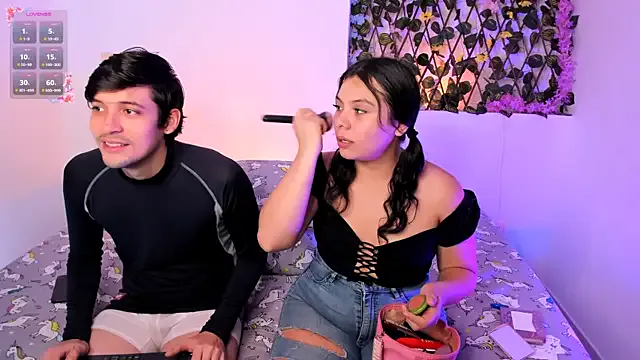 Offline kylietimothee on StripChat