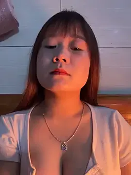 Offline Liness101 on StripChat