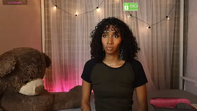 Offline lynx_sun on StripChat