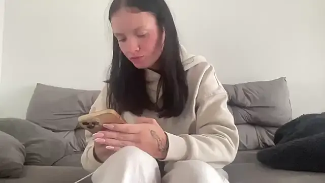 Offline mariemelissah on StripChat