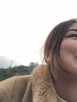 Offline newbaby1 on StripChat