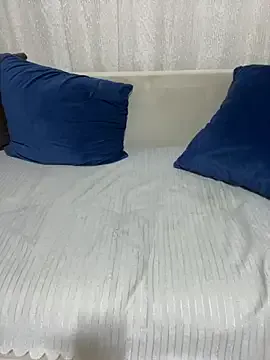 Offline nursen31 on StripChat