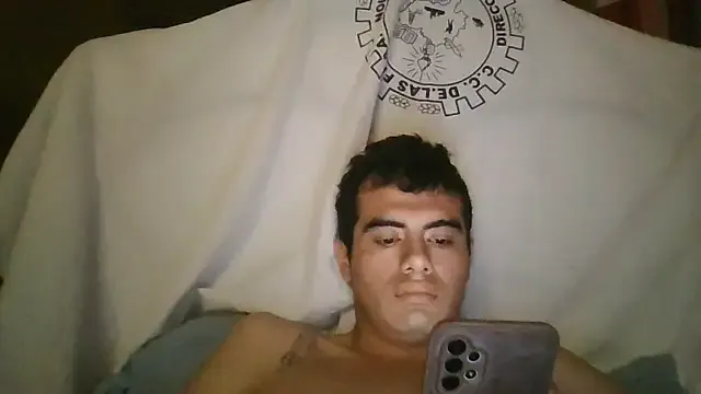 Offline Ortiz3404 on StripChat