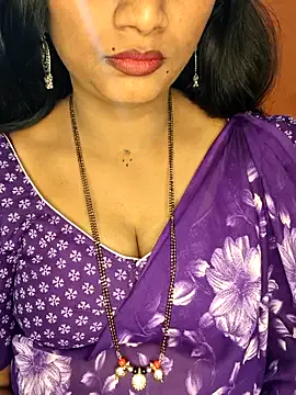 Offline Rachu_love on StripChat