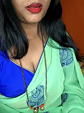 Offline Rachu_love on StripChat