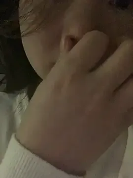 Offline Rin-yiyi on StripChat