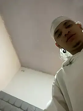 Offline samxx_muscle on StripChat