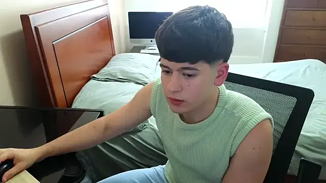 Offline tightncuteass on StripChat