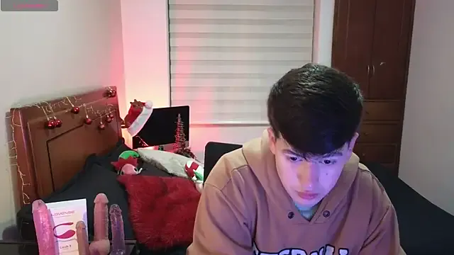 Offline tightncuteass on StripChat