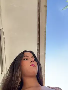 Offline Valeria-escobar on StripChat