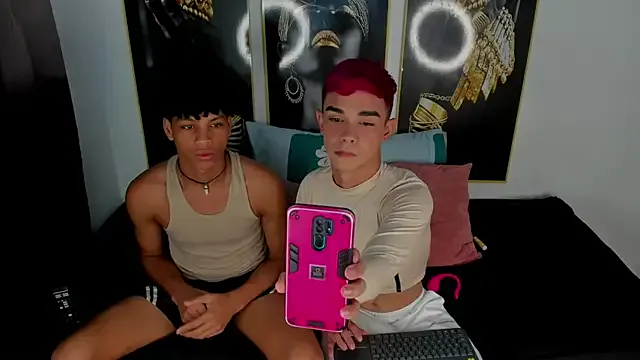 Offline Violet_Dream2 on StripChat