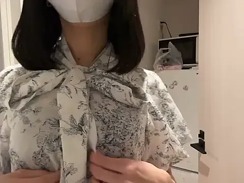 Offline yunayuna_1231 on StripChat