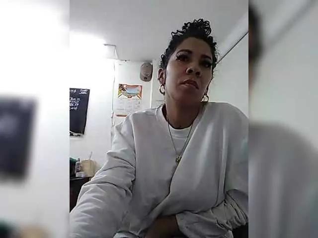 Black01back on BongaCams