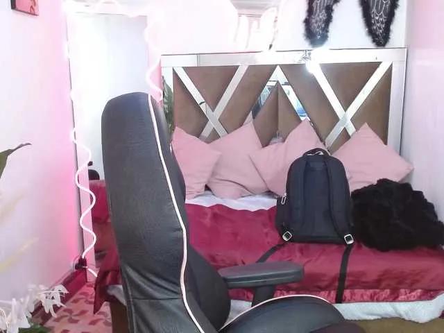 CLEO-TAY on BongaCams