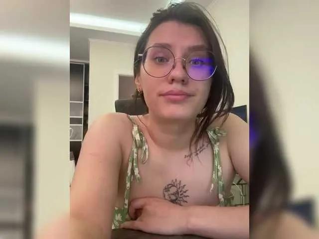 EllexLee on BongaCams
