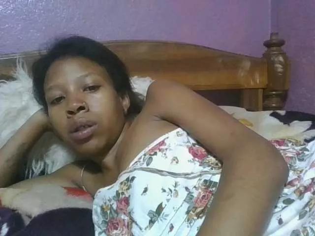 karamel-sexy on BongaCams 