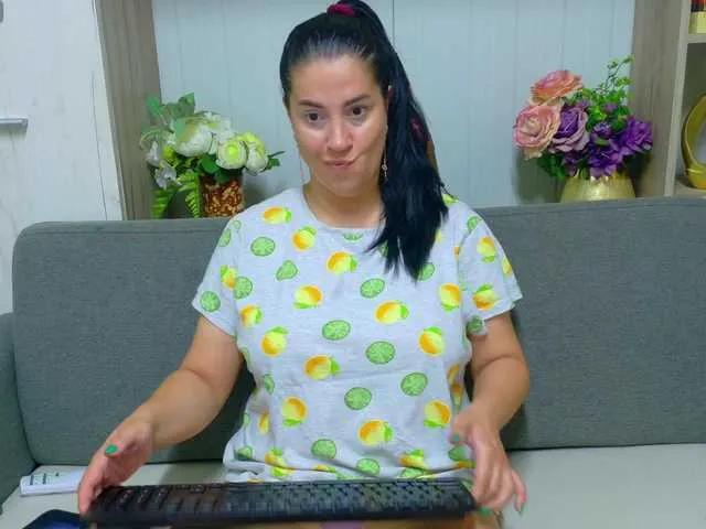 LillianaHart on BongaCams 