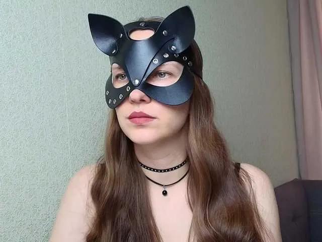 Liza-v-maske on BongaCams