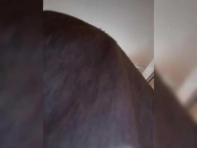 MiaLovely on BongaCams