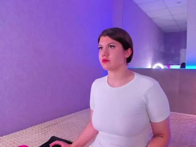 NikkiBust on BongaCams 