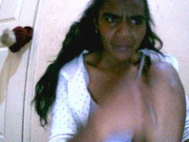Royblackhot on BongaCams